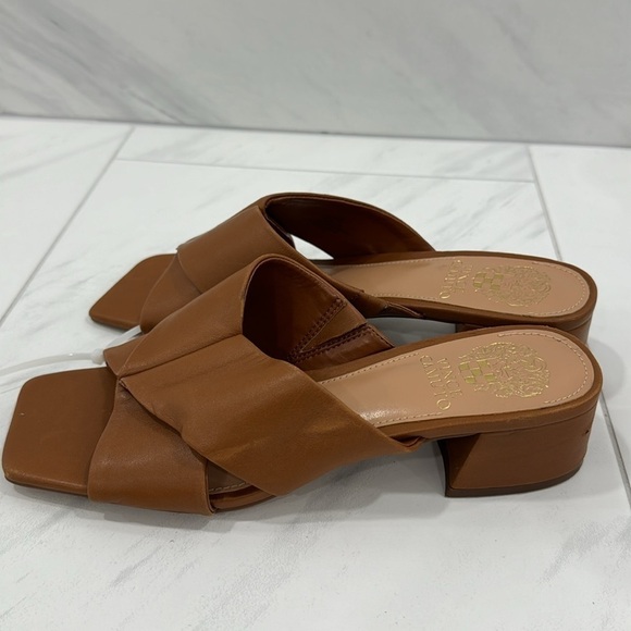 NEW! Vince Camuto Barn Brown Seedanta Heel - Size 7 - Picture 5 of 16